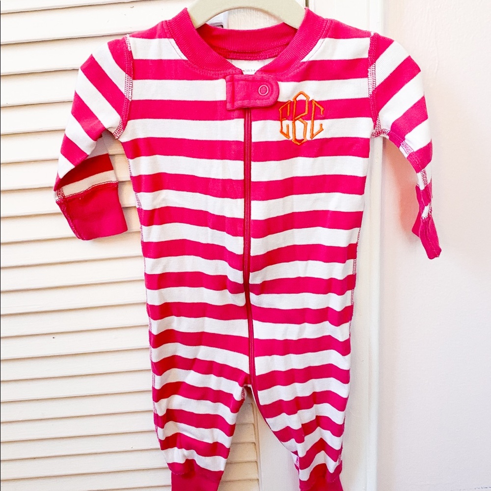 Hanna Andersson Sleeper w/ “eBc” Monogram - 3-6m